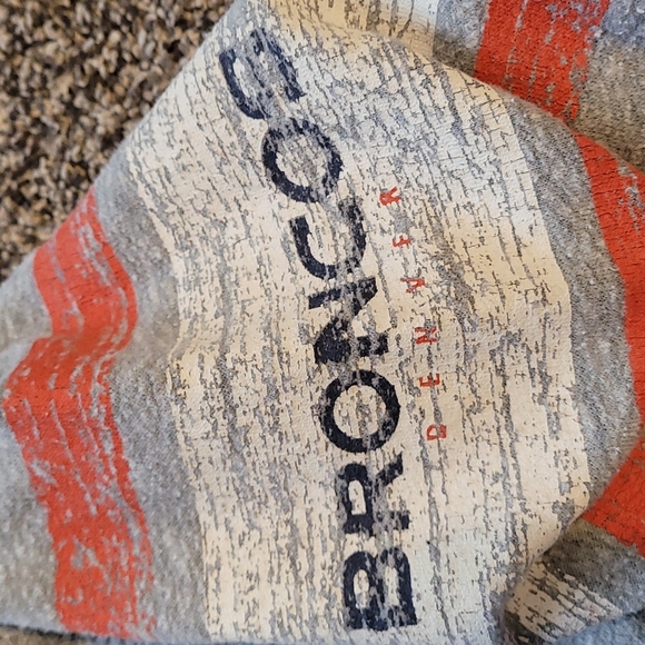 Broncos sweatshirt - Picture 5 of 5
